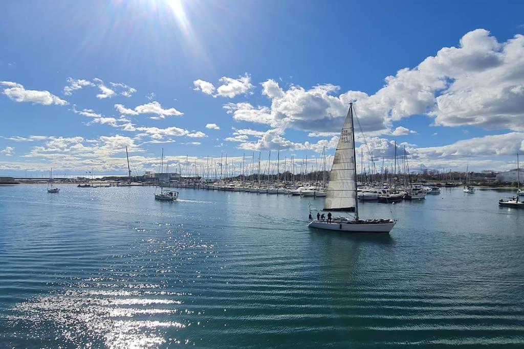Appartement Avec Balcon, Vue Mer, Piscine, Parking Agde Exterior foto